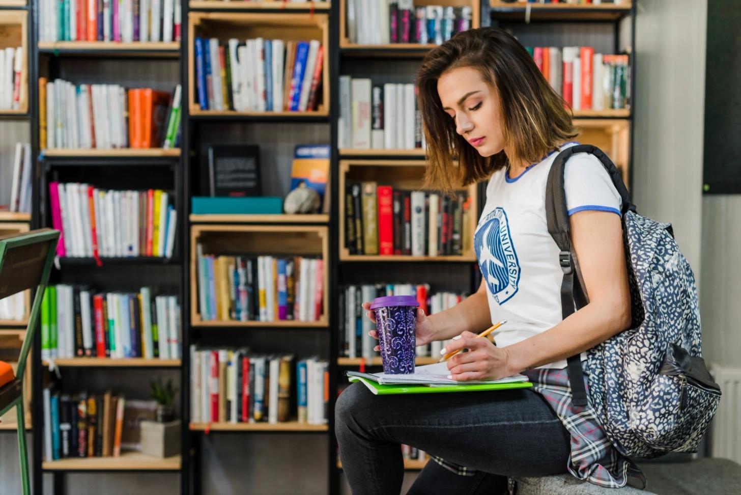 Gemeinsame Arbeit an finanziellen Grundlagen